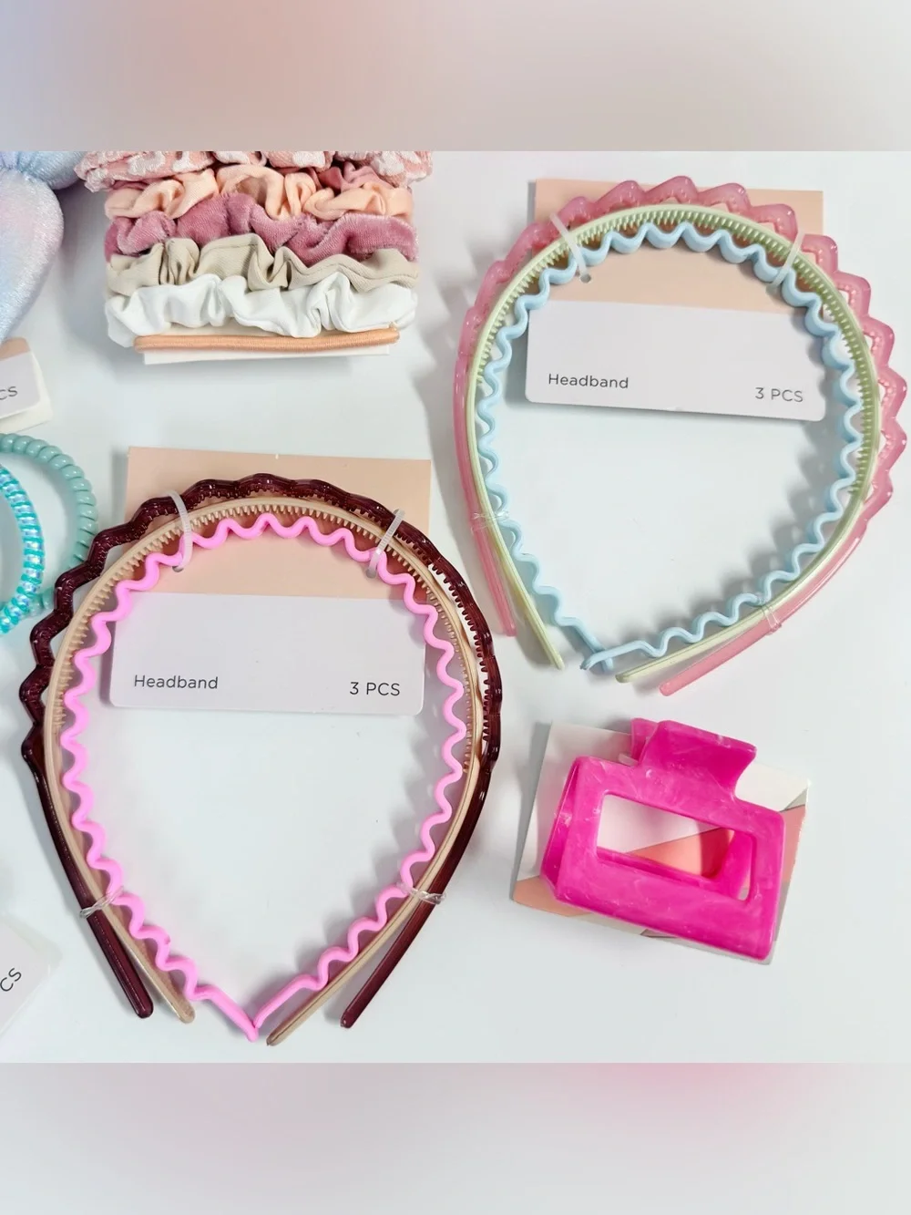40pc Hair Accessories Lot Claw Clips Headband Scrunchies Barrettes Hair Ties NWT